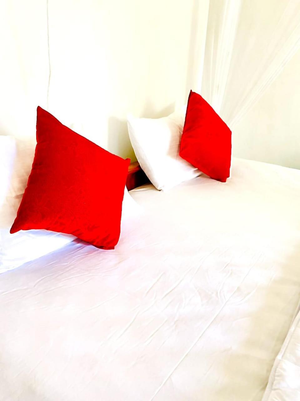 Blissful Haven Hotel เอลลา ภายนอก รูปภาพ