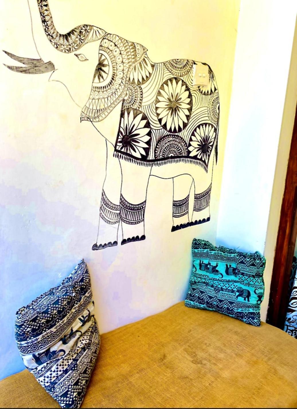 Blissful Haven Hotel เอลลา ภายนอก รูปภาพ