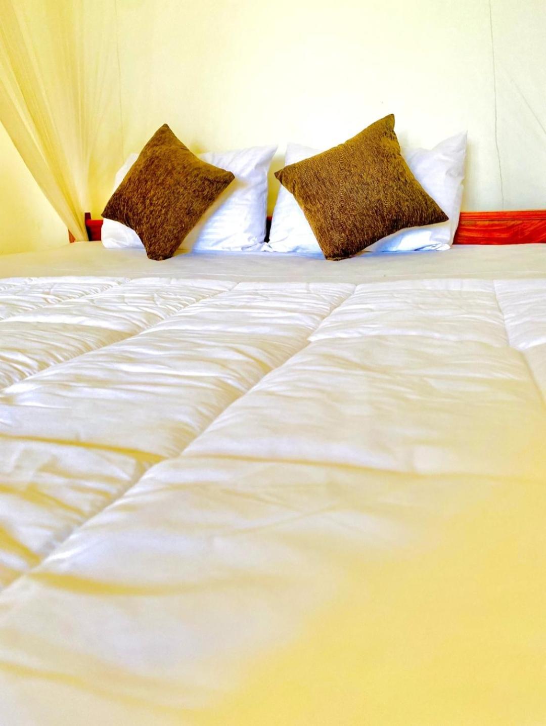 Blissful Haven Hotel เอลลา ภายนอก รูปภาพ