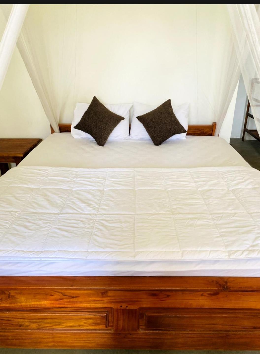 Blissful Haven Hotel เอลลา ภายนอก รูปภาพ