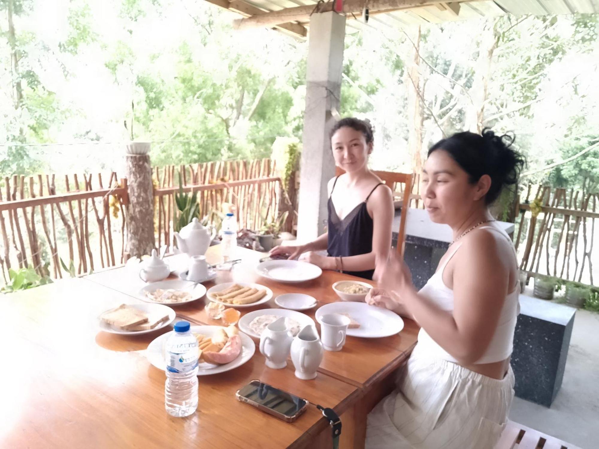 Blissful Haven Hotel เอลลา ภายนอก รูปภาพ